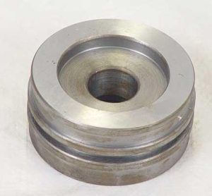 123732A1  Gland