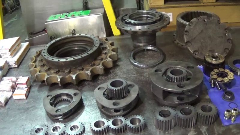 Rebuilding Mini Excavator Final Drives - Is it Worth the Time and Money?