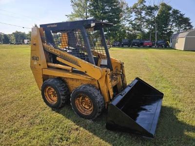 CASE 1840 Skid Steer Cylinders