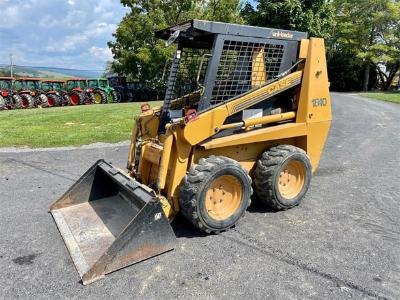 CASE 1840 Skid Steer Attachments
