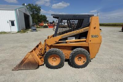 CASE 1840 Skid Steer Pins and; Bushings