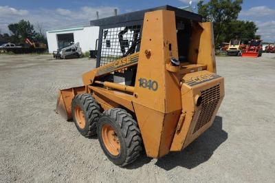 CASE 1840 Skid Steer Buckets