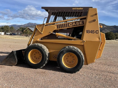 CASE 1845C Skid Steer Cylinders