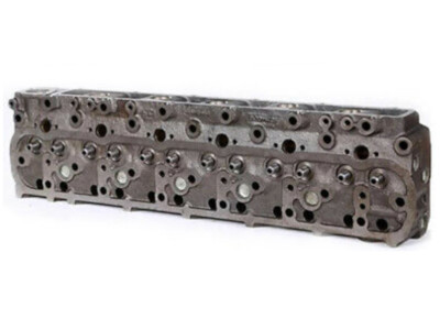 Komatsu S6D105 Cylinder Head