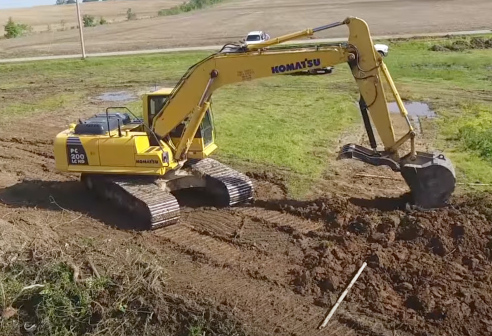 Komatsu PC200LC-8 Excavators