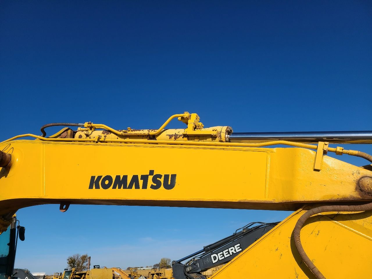 Aftermarket vs OEM Hydraulic Cylinders for Construction Equipment: Understanding the Differences and Benefits