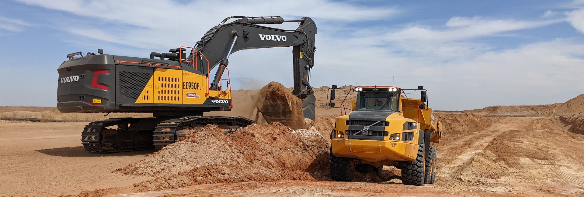 Main Volvo Hydraulic Cylinders on Wheel Loaders, Excavators, and Mining Trucks