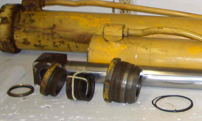 repack hydraulic cylinder